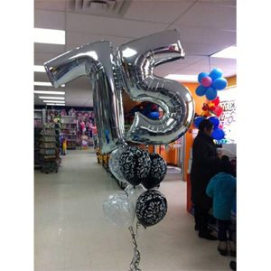 59: 2 Gros Mylar Chiffres + 6 ballons latex + Poids